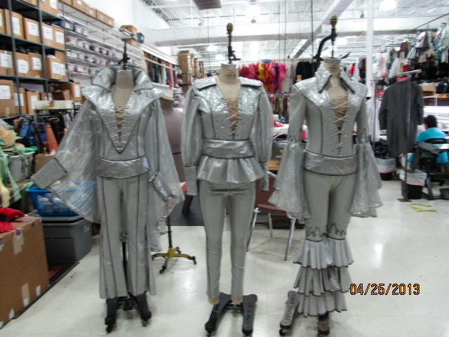 Mamma Mia – Costume World Theatrical & Museum